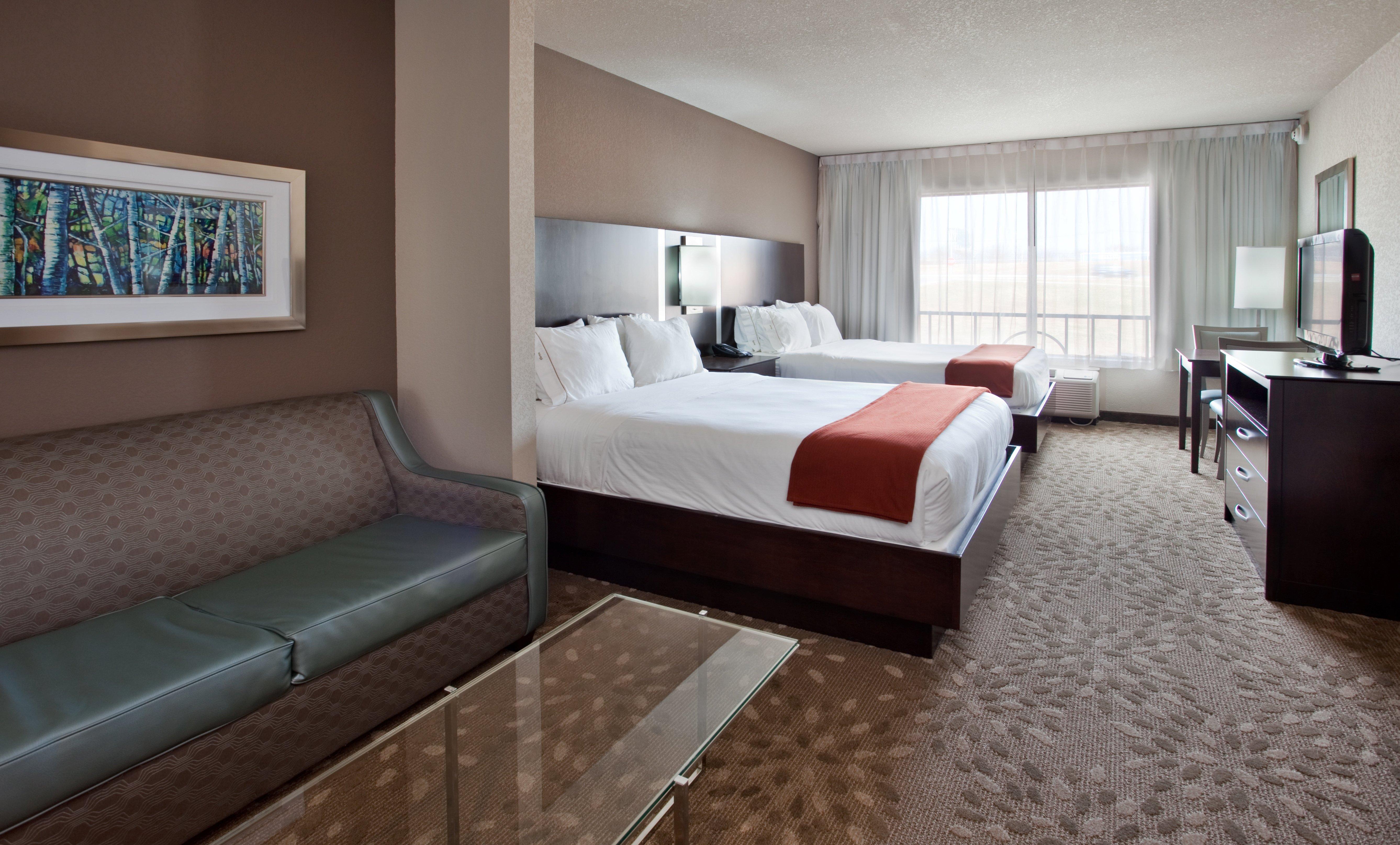 Holiday Inn Express Hotel And Suites Saint Robert By Ihg Bagian luar foto