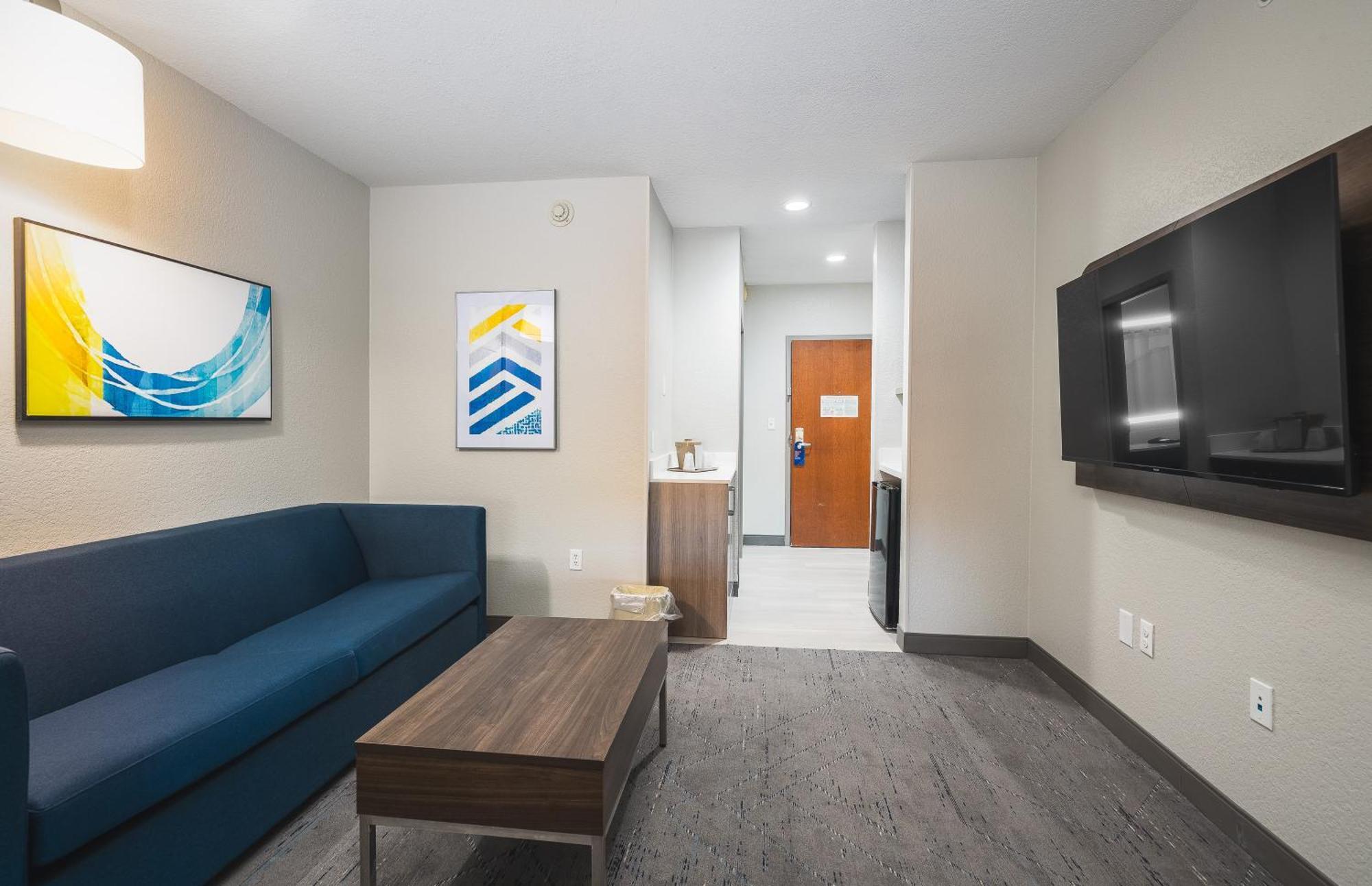 Holiday Inn Express Hotel And Suites Saint Robert By Ihg Bagian luar foto